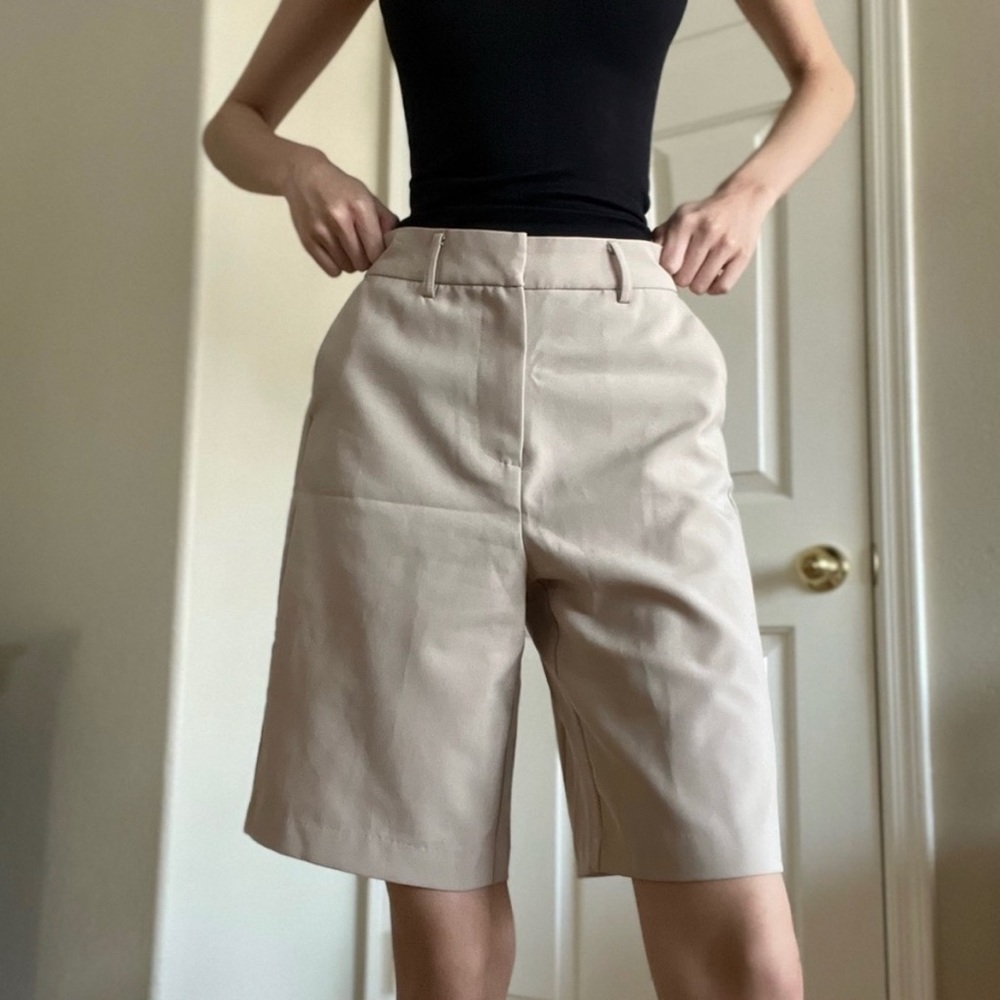 ⏳Tailored High Rise Bermuda Shorts⌛️